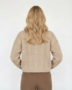 Miška megztas megztinis su kabeliu 