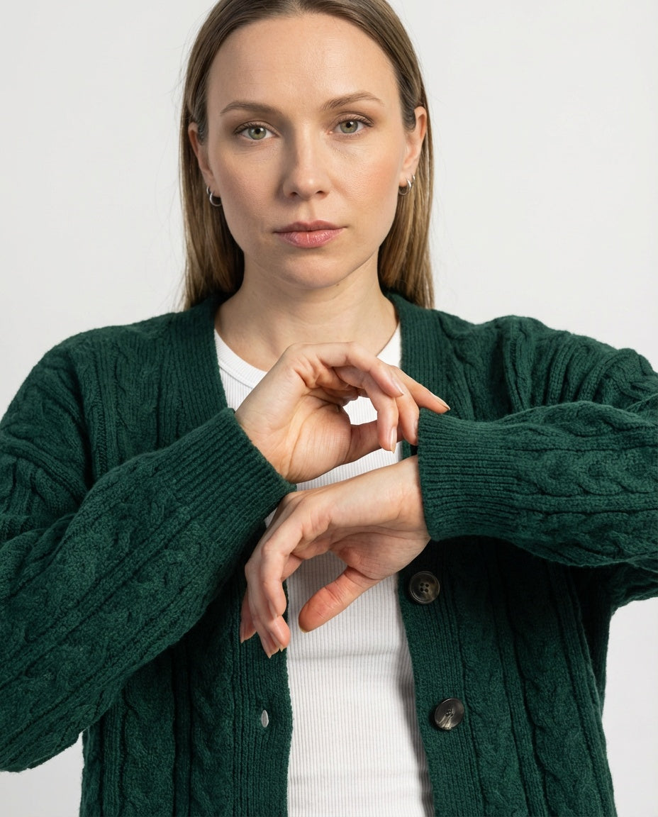 Miška megztas megztinis su kabeliu 