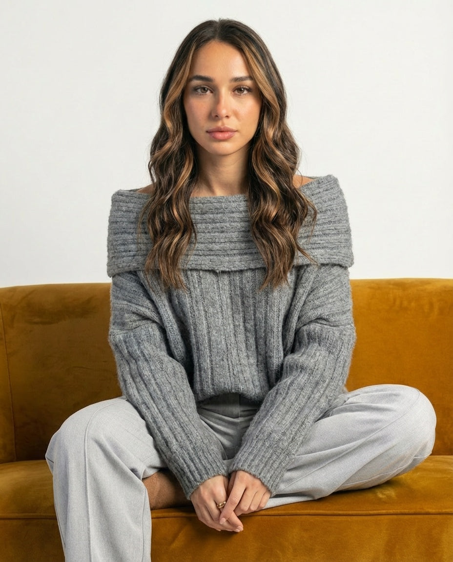 Saulė Off-Shoulder Knit