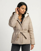 Aira pūsta striukė su diržu 