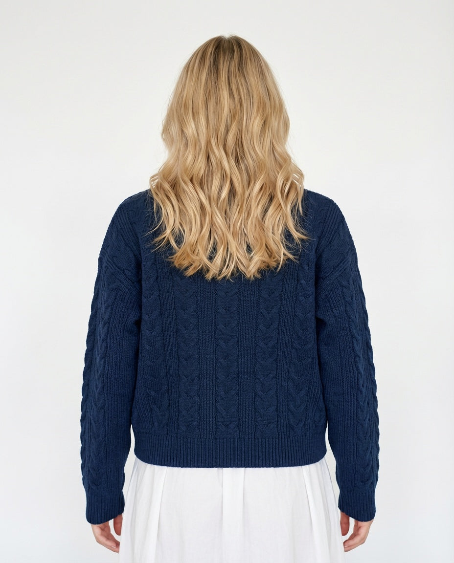 Miška megztas megztinis su kabeliu 